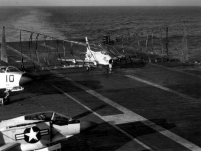 FJ-4B VA-146 barrier crash USS Oriskany (CVA-34) 1960