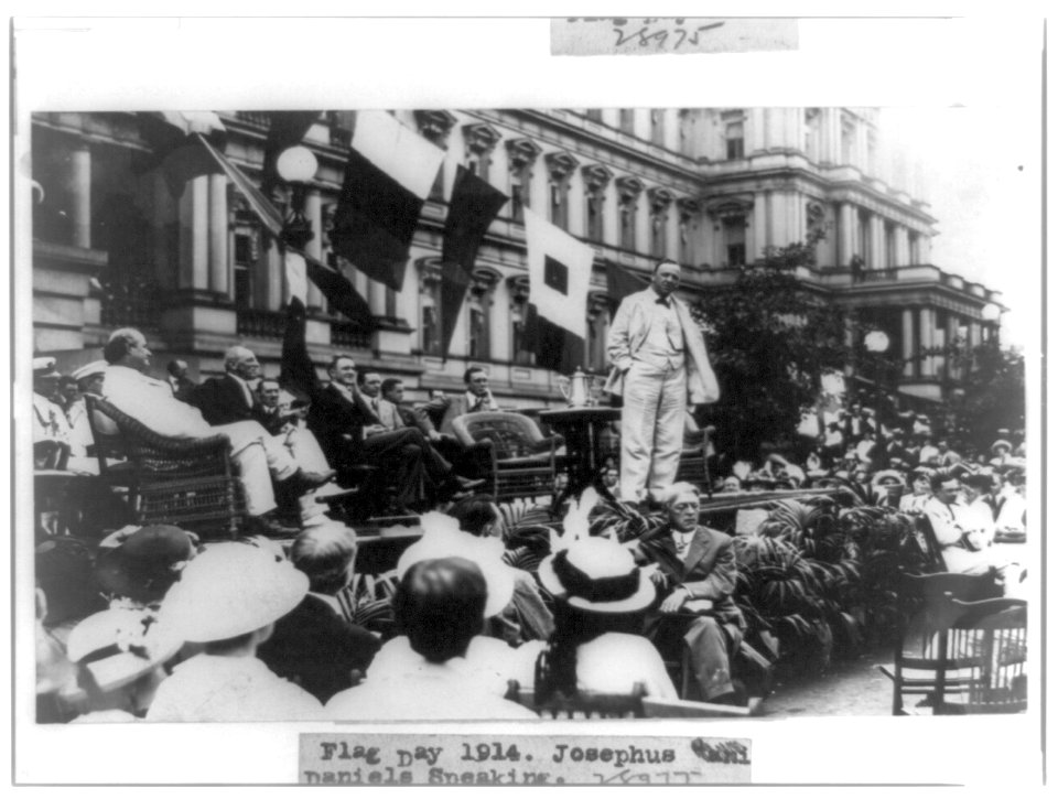 Flag Day, 1914, Josephus Daniels speaking LCCN89707479