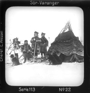 Fjellsametelt på Sør-Varangervidda, Finnmark. Motivet har nr - Norsk folkemuseum - NF.15205-021