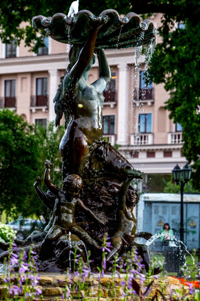 Showplace symbol fountain