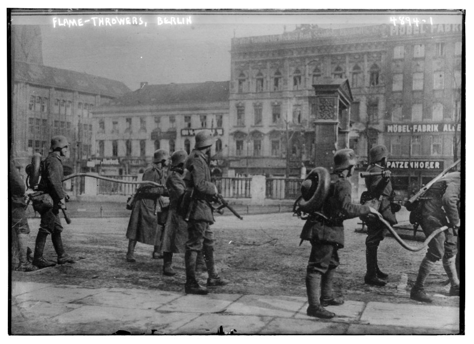 Flame-throwers, Berlin LCCN2014708801