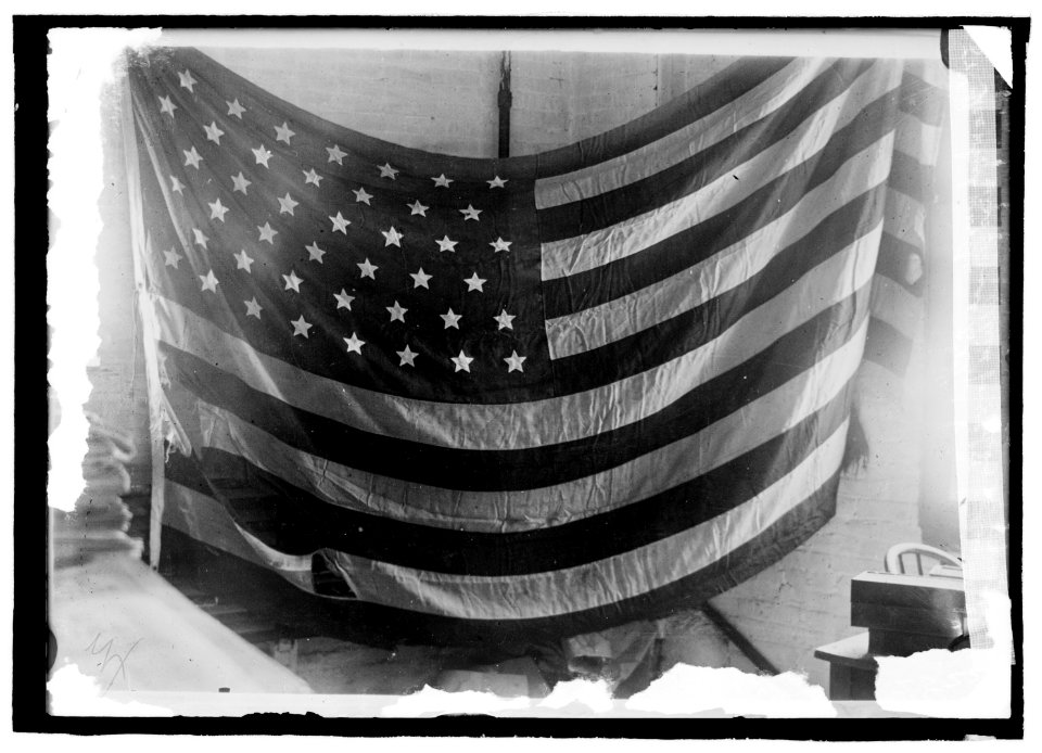 Flag which was the first signal to the allied forces on entering Perkins (...) beseiged (...) LCCN2016821428