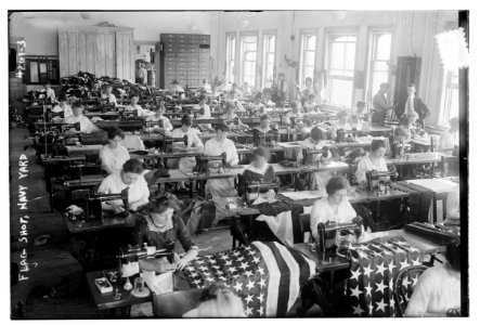 Flag shop, Navy Yard LCCN2014705014