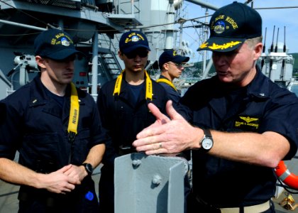 Flagship Blue Ridge honors Japan partnership with onboard ceremony 140722-N-ON468-023