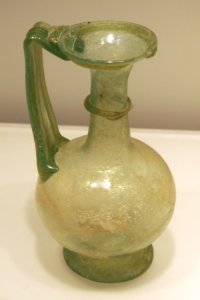 Flat bottomed cruche-Inv 001323-P8190106