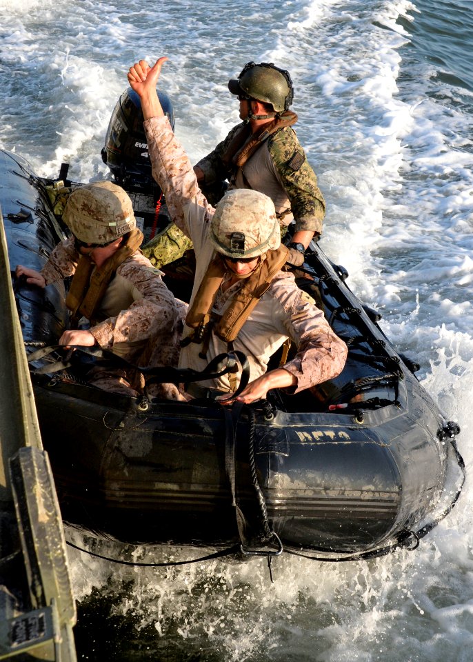 Fleet Anti-Terrorism Security Team Company 131017-N-AZ907-426