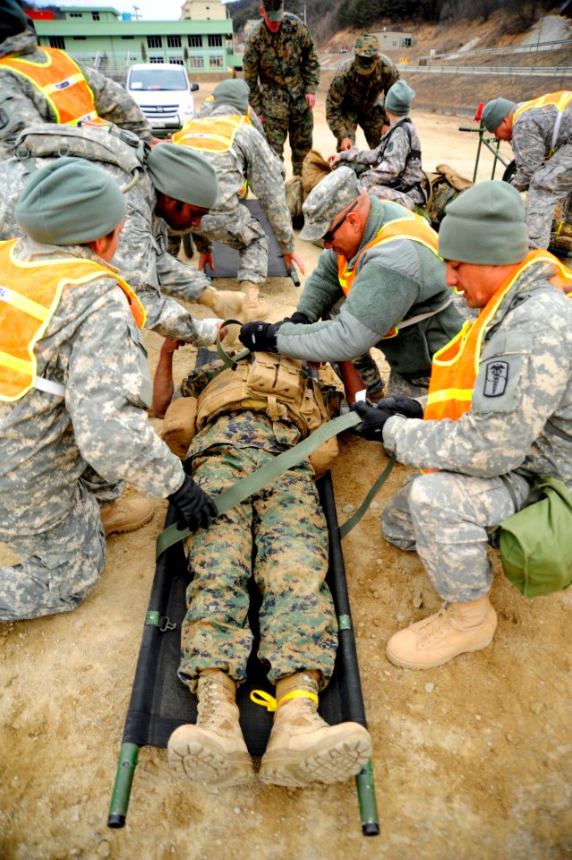 Fleet Antiterrorism Security Team Pacific participates in Army mass casualty exercise 120305-N-SD300-178