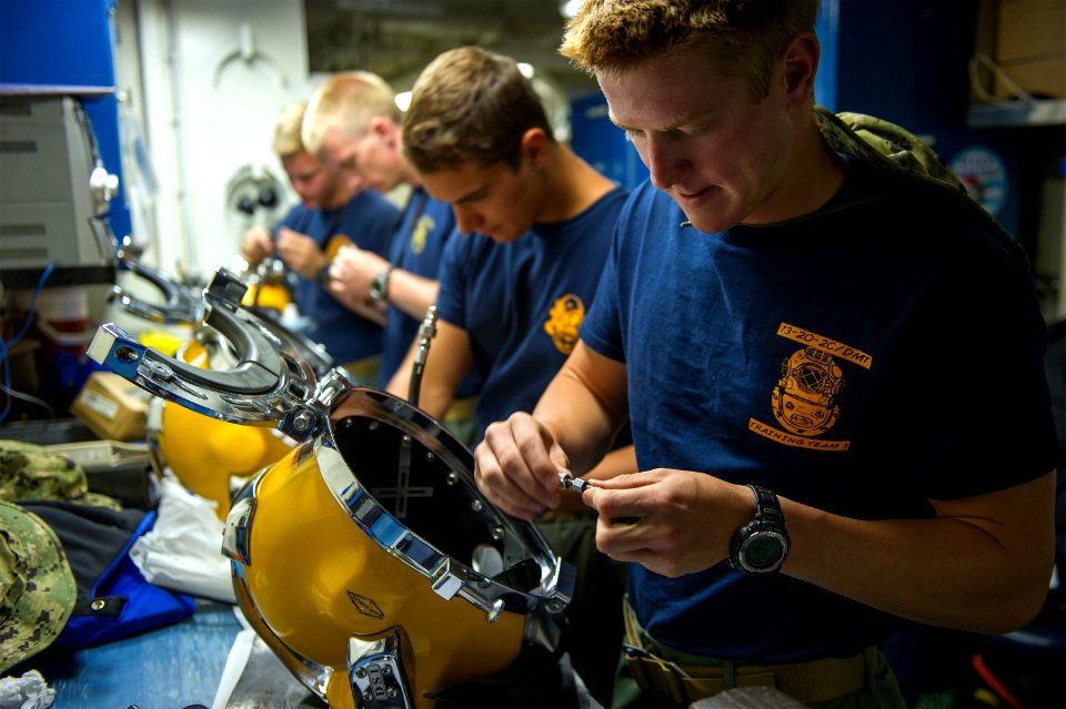 Fleet Readiness Training Program 130617-N-YD328-010