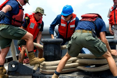 Fleet Readiness Training Program 130617-N-YD328-219