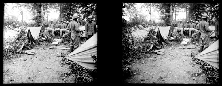 Fleury sur Aire. 25-06-16. Campement des Indochinois. Bois de Waly - Fonds Berthelé - 49Fi695