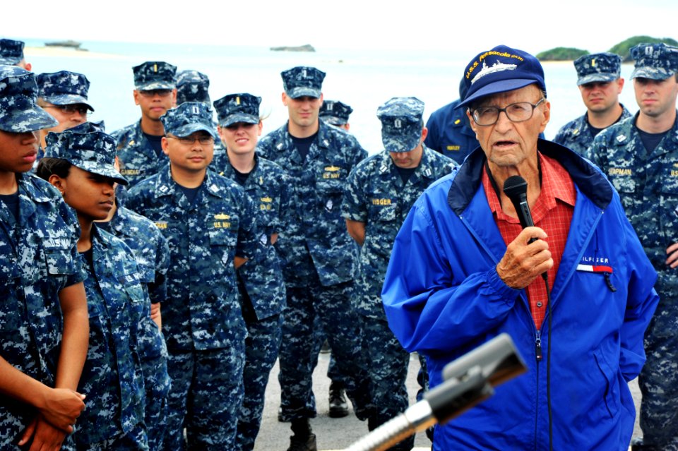Flickr - Official U.S. Navy Imagery - A former enlisted Radioman 1st class petty officer and World War II veteran, speaks about his experiences in the Navy to the crew of USS McCampbell.