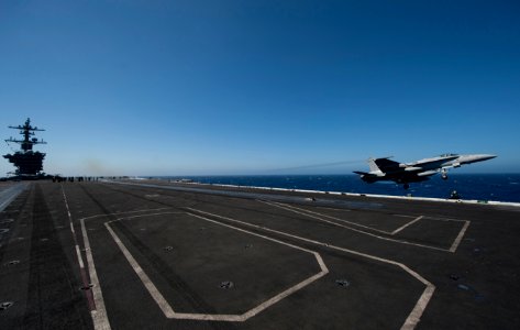 Flickr - Official U.S. Navy Imagery - A jet is one of the last fixed-wing aircraft to launch from USS Carl Vinson.