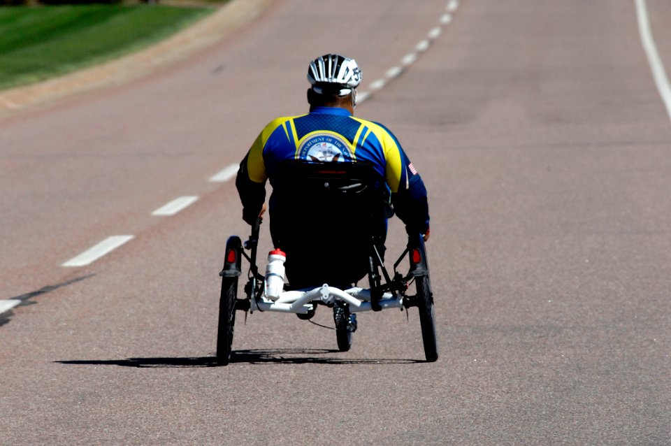 Flickr - Official U.S. Navy Imagery - A member of Team Navy-Coast Guard cycling team participates in the second annual Warrior Games