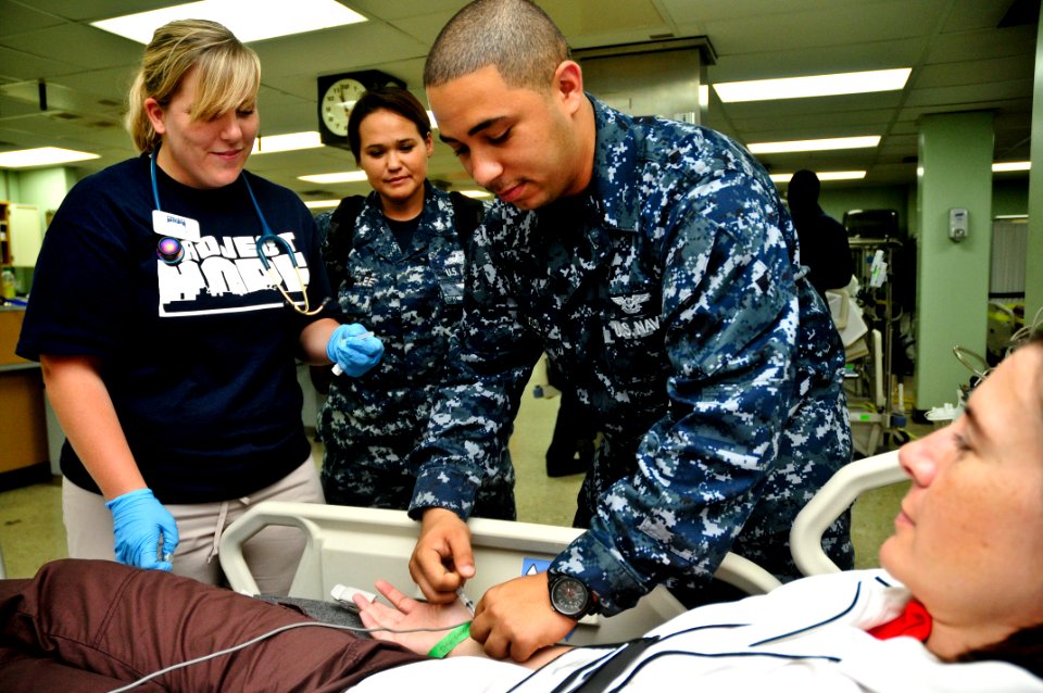 Flickr - Official U.S. Navy Imagery - 120519-O-ZZ999-011