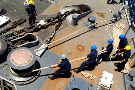 Flickr - Official U.S. Navy Imagery - 120508-N-XO436-137