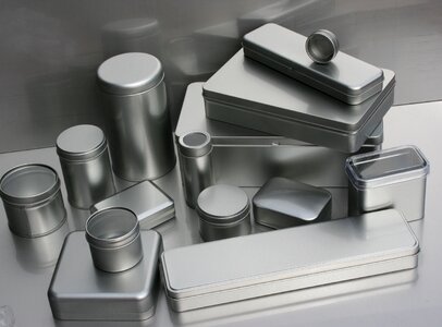 Tin packaging metal packaging tin cans photo