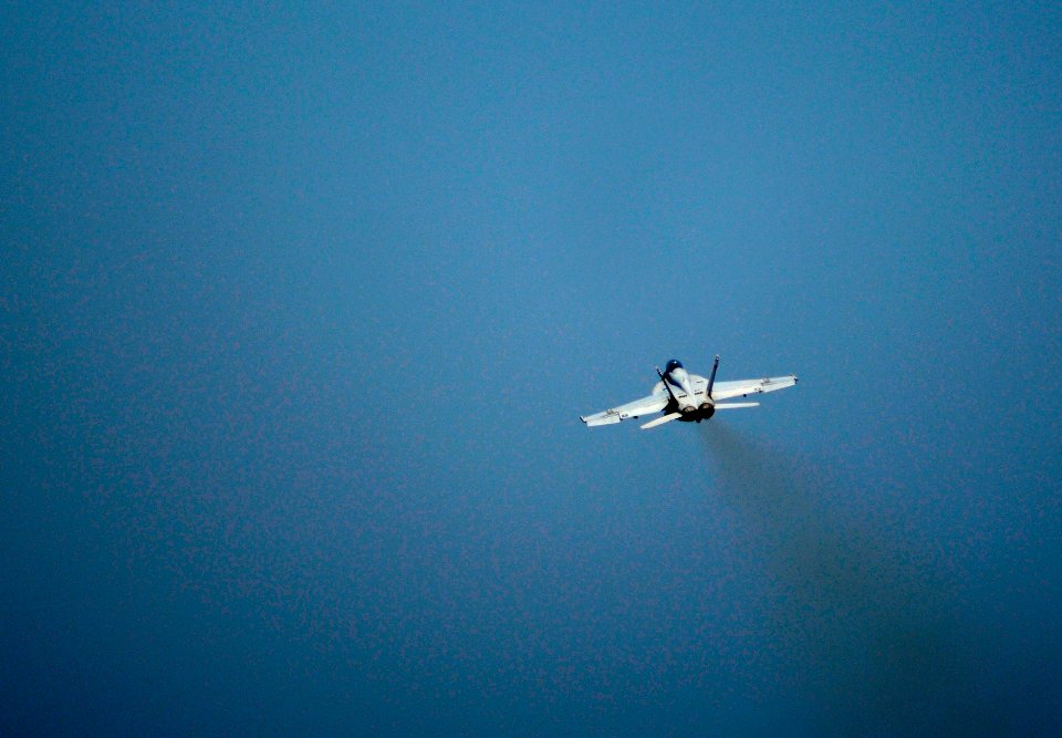Flickr - Official U.S. Navy Imagery - A jet takes flight from USS Abraham Lincoln.
