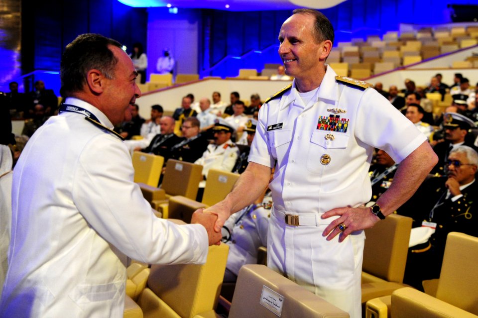 Flickr - Official U.S. Navy Imagery - Adm. Jonathan Greenert speaks with a naval flag officer.