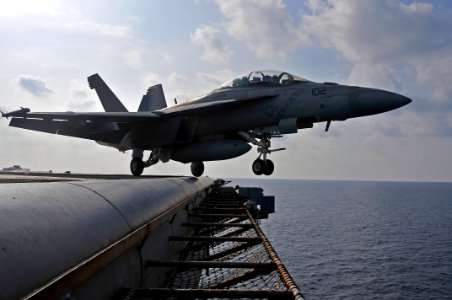 Flickr - Official U.S. Navy Imagery - An F-A-18F launches from USS George Washington.