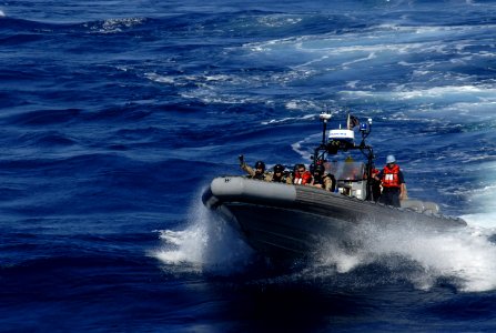 Flickr - Official U.S. Navy Imagery - A VBSS team participates in a boarding exercise.