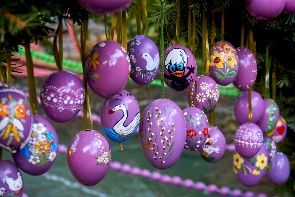 Custom fountain jewelry easter