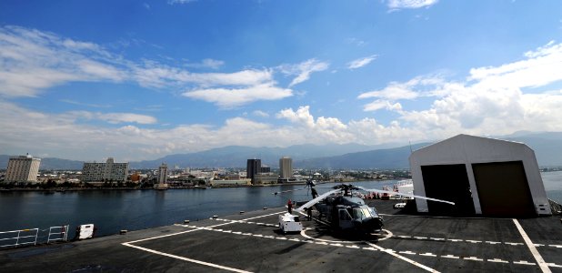 Flickr - Official U.S. Navy Imagery - Helicopter Sea Combat Squadron aboard USNS Comfort prepares for flight. photo