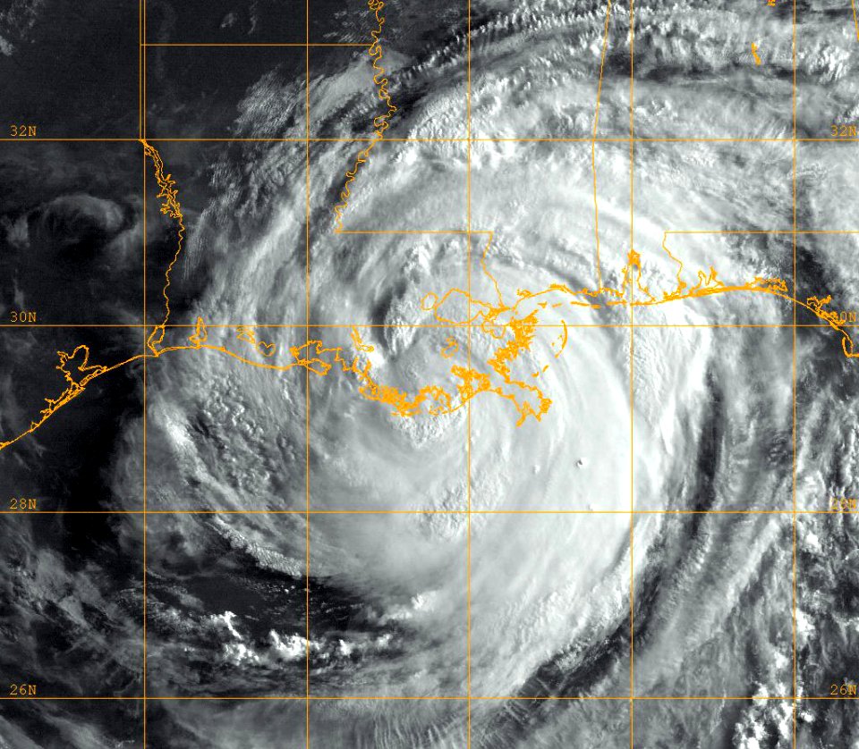 Flickr - Official U.S. Navy Imagery - Hurricane Isaac makes landfall. (1)