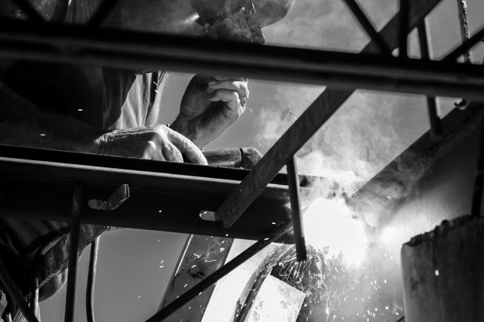 People welding work