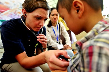 Flickr - Official U.S. Navy Imagery - Pacific Partnership 2012 visits Vietnam. (2)