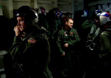Flickr - Official U.S. Navy Imagery - Rear Adm. goes on a mission.