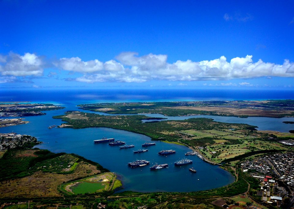 Flickr - Official U.S. Navy Imagery - Navy ships are anchored in the waters of Joint Base Pearl Harbor-Hickam