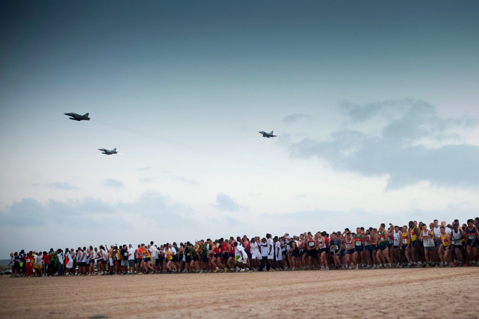 Flickr - Official U.S. Navy Imagery - Runners, on your mark
