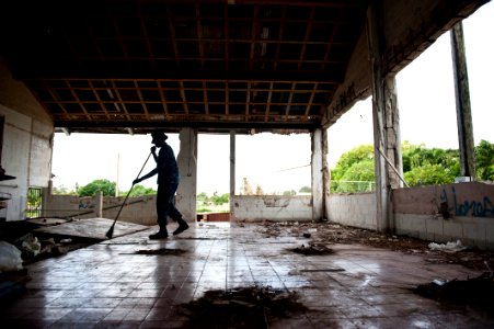 Flickr - Official U.S. Navy Imagery - Sailor helps at a school in Saipan.