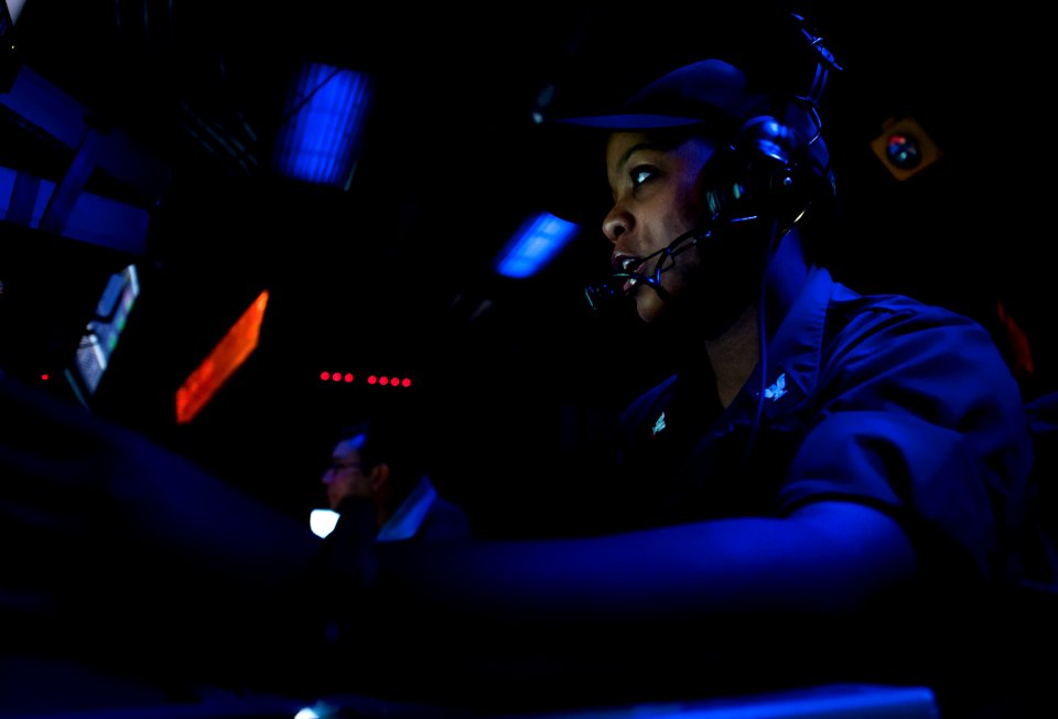 Flickr - Official U.S. Navy Imagery - Sailor monitors a radar screen for ships.