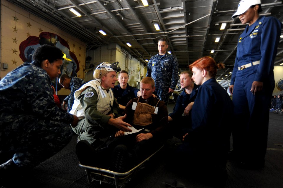 Flickr - Official U.S. Navy Imagery - Sailors aboard USS Dwight D. Eisenhower (CVN 69) participate in a mass causality drill. (1)