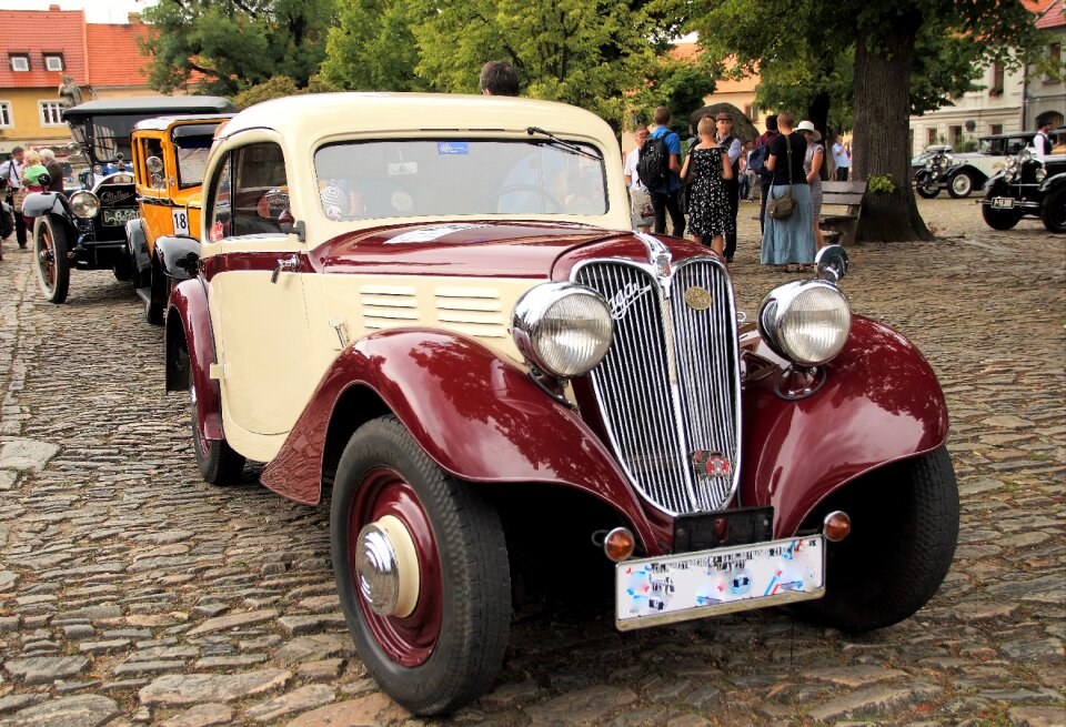 Nostalgia oldtimer bugatka
