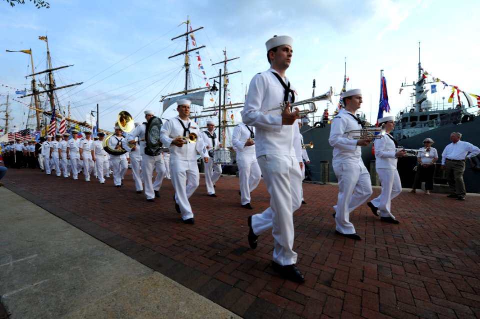 Flickr - Official U.S. Navy Imagery - Sailors and Coast Guardsmen march in a parade at Town Point Park as part of OpSail 2012.