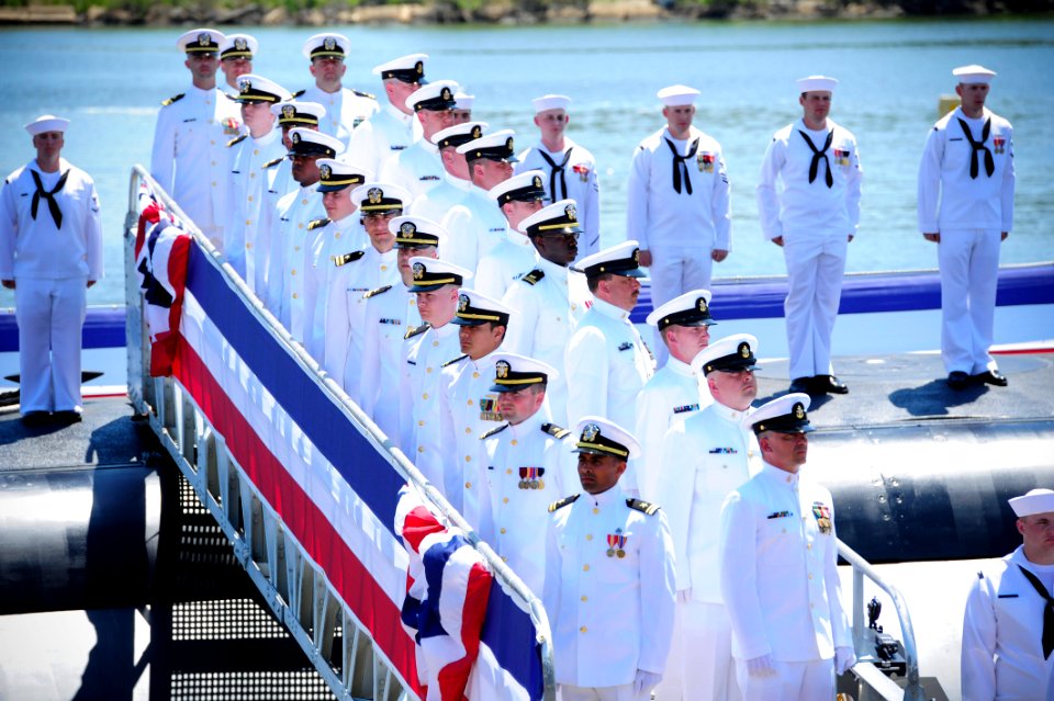 Flickr - Official U.S. Navy Imagery - Sailors assigned to USS Mississippi man the ship during the commissioning ceremony for the Navy's ninth Virginia-class attack submarine. (3)