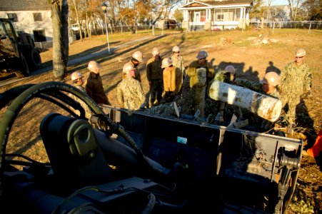 Flickr - Official U.S. Navy Imagery - Sailors assist with Hurricane Sandy clean-up. (15)