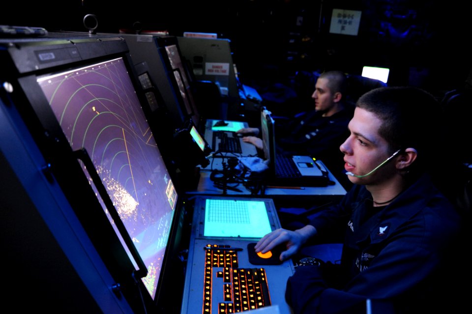 Flickr - Official U.S. Navy Imagery - Sailors monitor air traffic at sea. (1)