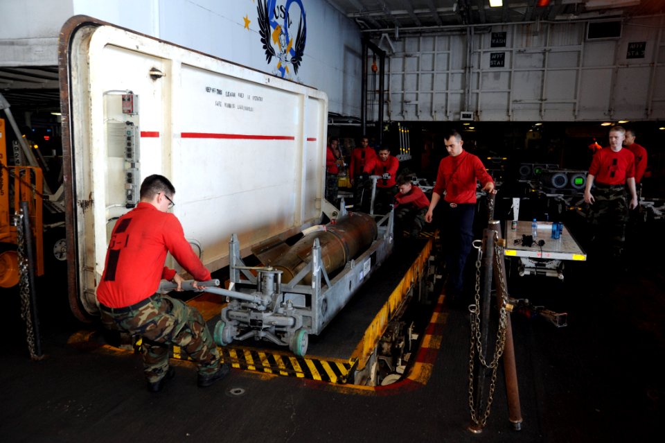 Flickr - Official U.S. Navy Imagery - Sailors move ammunition aboard USS Enterprise.