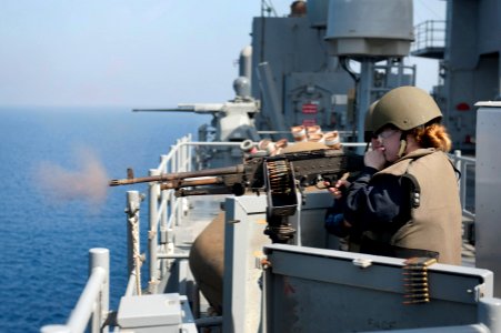 Flickr - Official U.S. Navy Imagery - Sailors conduct live-fire training.