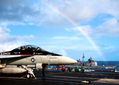 Flickr - Official U.S. Navy Imagery - Sailors prepare to launch a jet from USS John C. Stennis. (1)