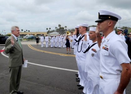 Flickr - Official U.S. Navy Imagery - The SECNAV administers the oath of reenlistment to six Sailors before delivering remarks at an all hands call in Mayport, Fla.