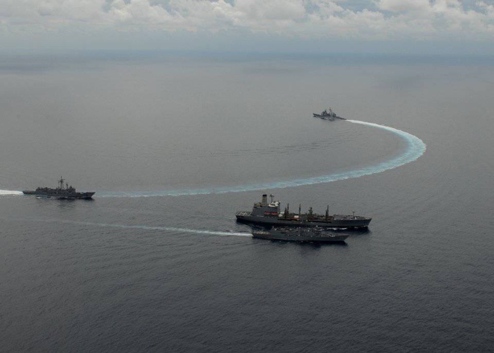 Flickr - Official U.S. Navy Imagery - Ships practice underway replenishment.