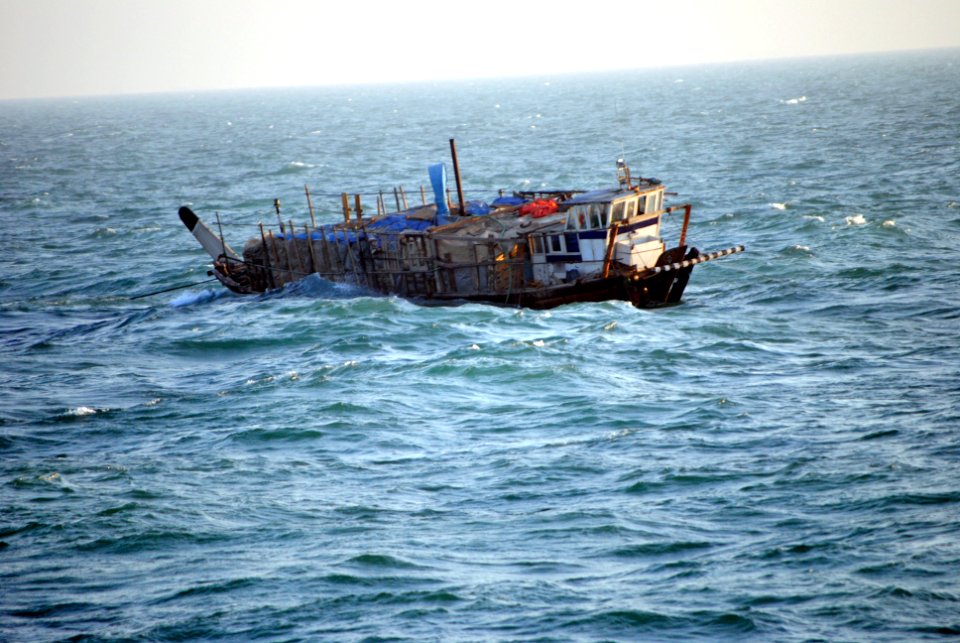 Flickr - Official U.S. Navy Imagery - The Iran-flagged dhow, Ya-Hussayn, taken from the U.S. Coast Guard Cutter Monomoy.