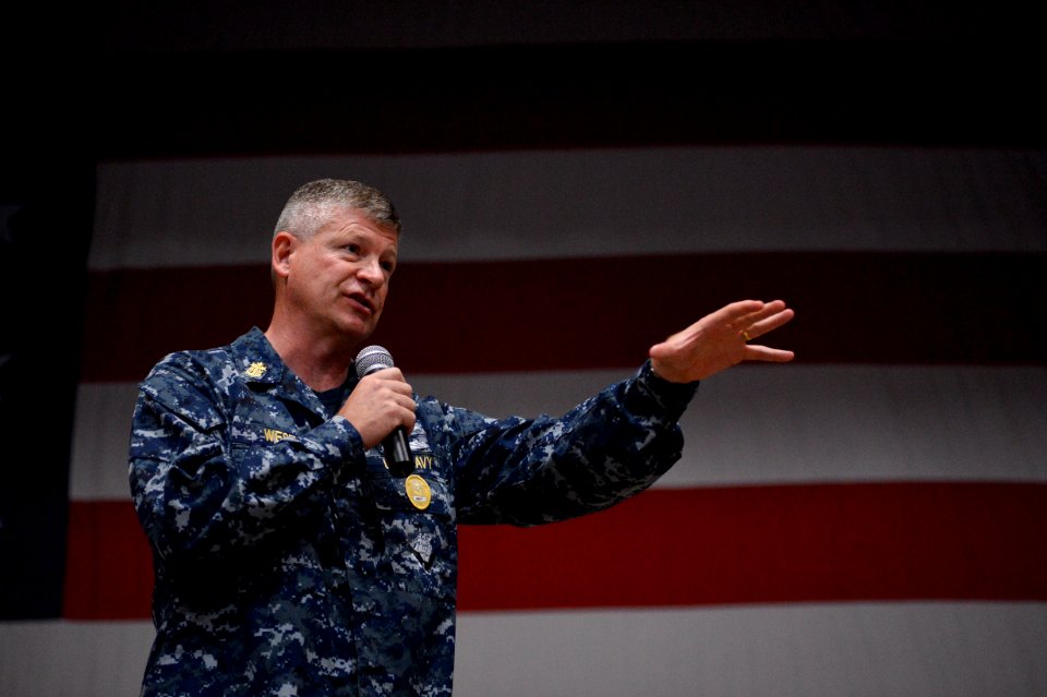 Flickr - Official U.S. Navy Imagery - The MCPON speaks to an audience of Sailors.