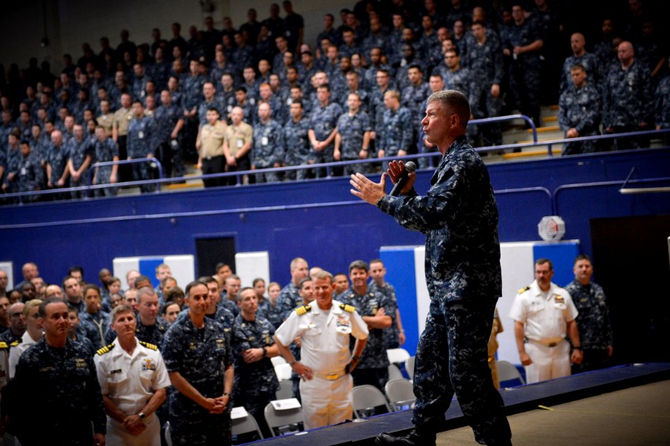 Flickr - Official U.S. Navy Imagery - The MCPON speaks to an audience of Sailors. (1)
