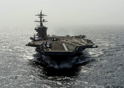 Flickr - Official U.S. Navy Imagery - The Nimitz-class aircraft carrier USS Carl Vinson (CVN 70) is underway in the Arabian Sea. photo