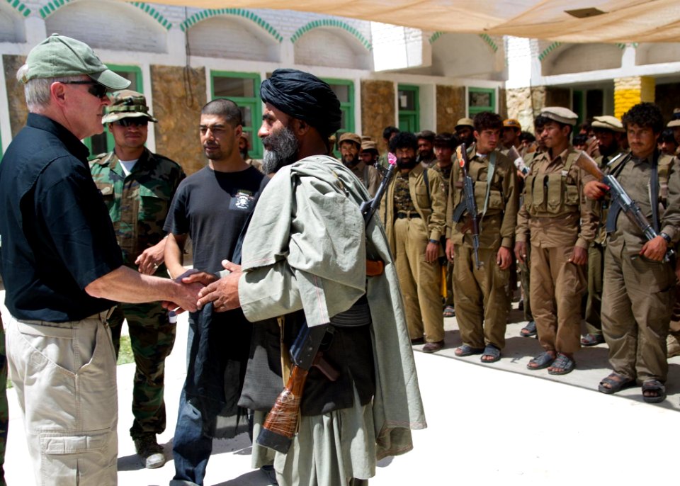 Flickr - Official U.S. Navy Imagery - The Secretary of the Navy meets with Afghan Local Police Forces.